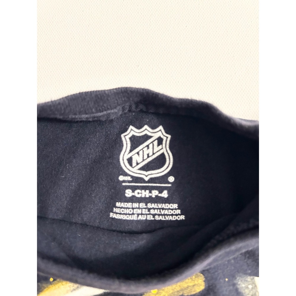 NHL Nashville Predators Kids Navy Blue Graphic T-Shirt Size Small 4 Hockey Tee - Picture 4 of 5